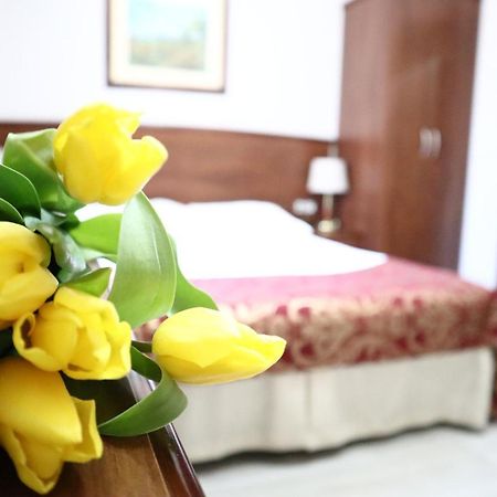 Aparthotel EkspresjaNakło nad Notecią エクステリア 写真